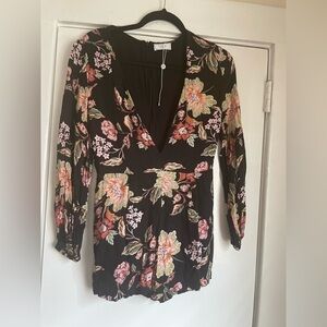 SAGE Black Long Sleeve Floral Short Romper Size Small